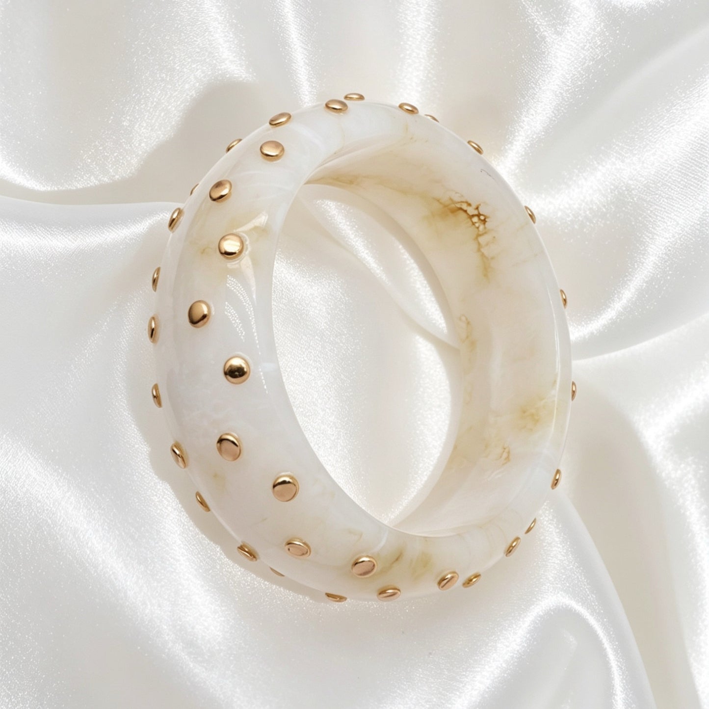 Bangle Met Studs Large – Natasja