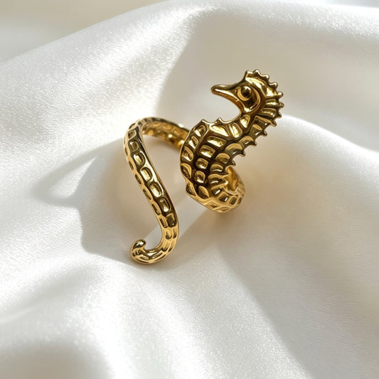 Ring Met Zeepaardje – Lilly
