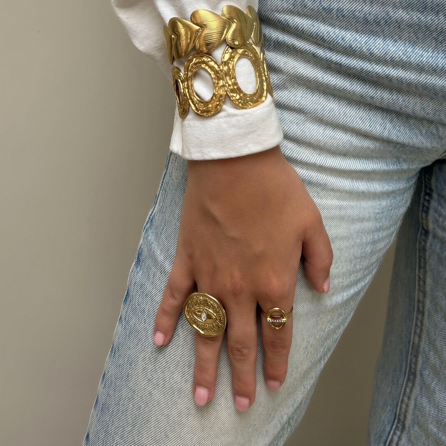 Ring Met Oog – An