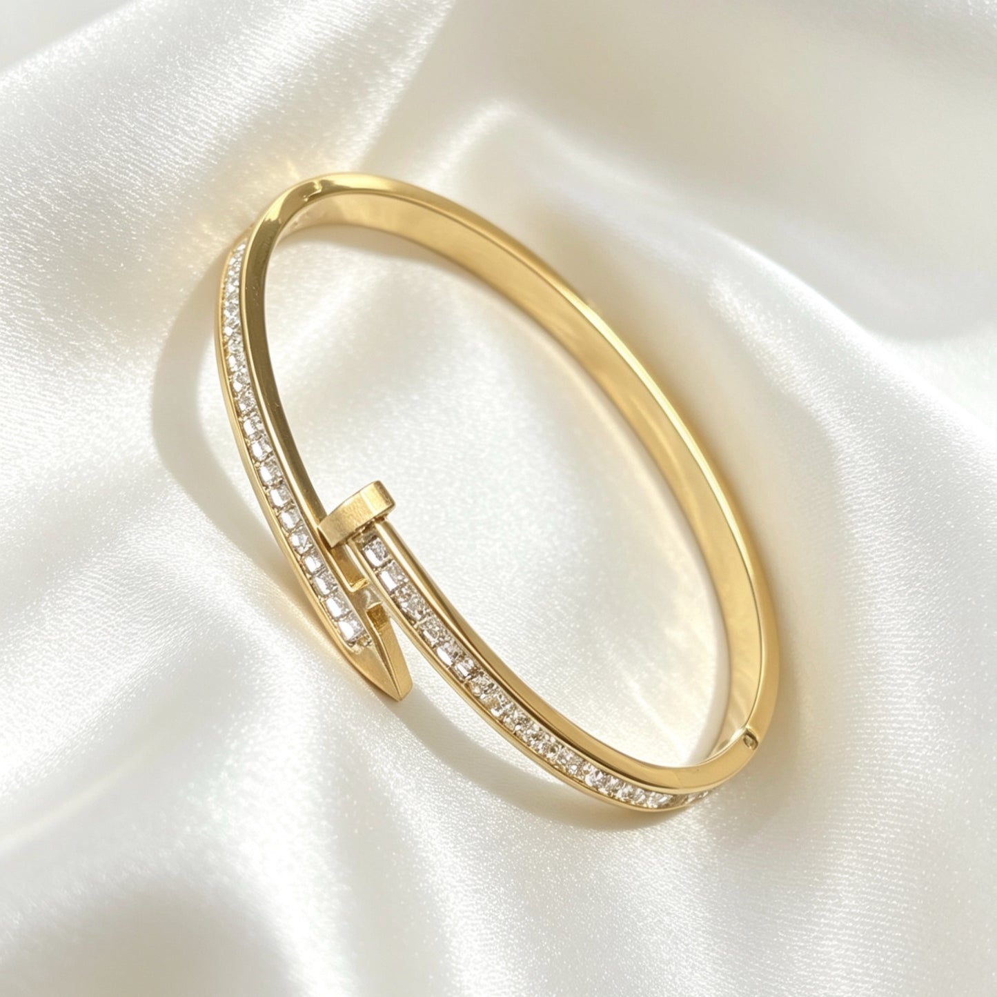 Bangle Spijker – Alena