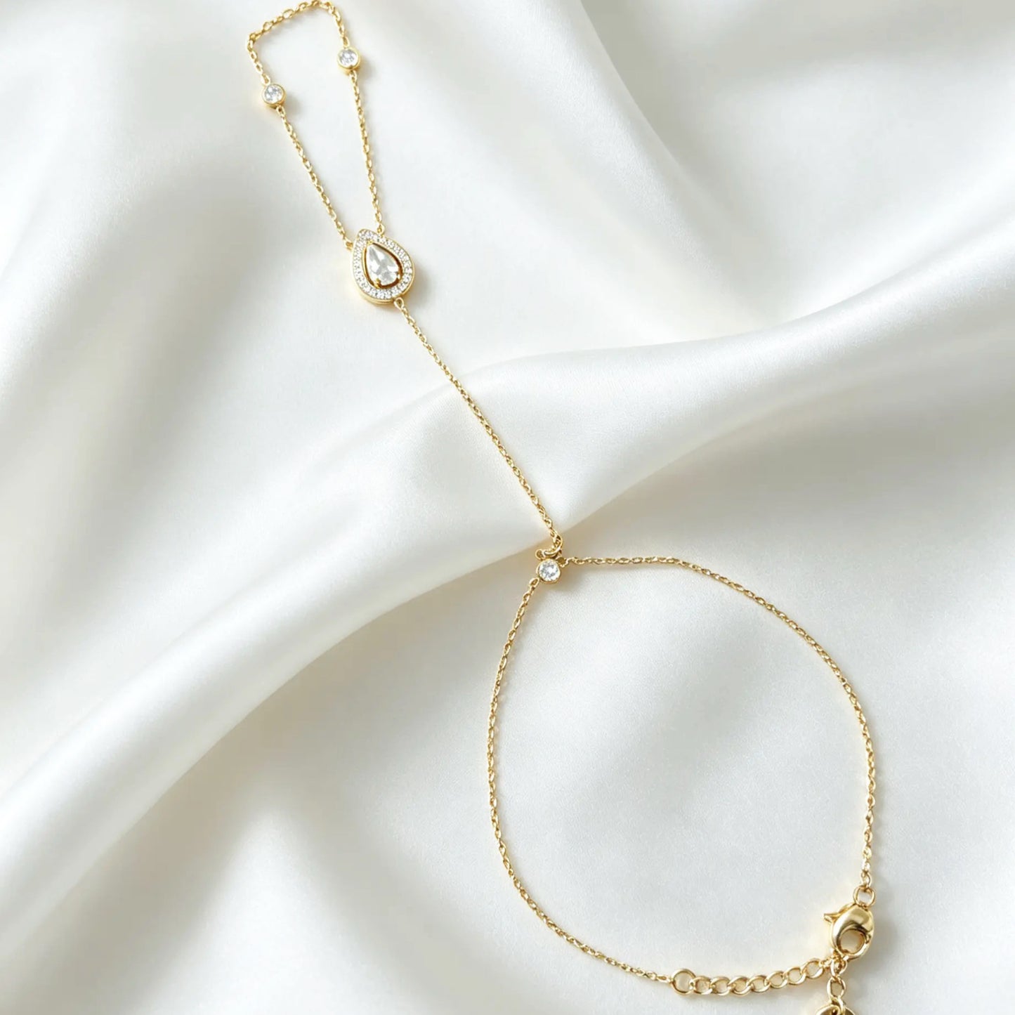 Hand Chain Met Strass - Teddy
