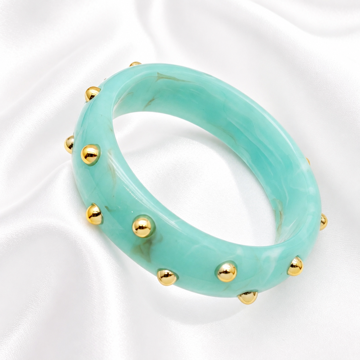 Bangle Met Studs Medium – Natasja