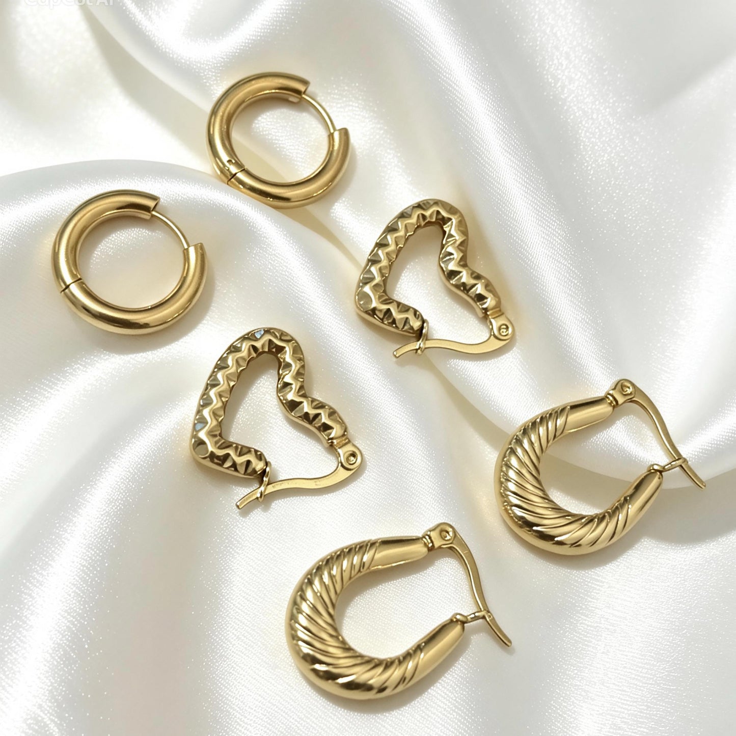 Oorbellen Set Met Structuur En Hart – Tinia