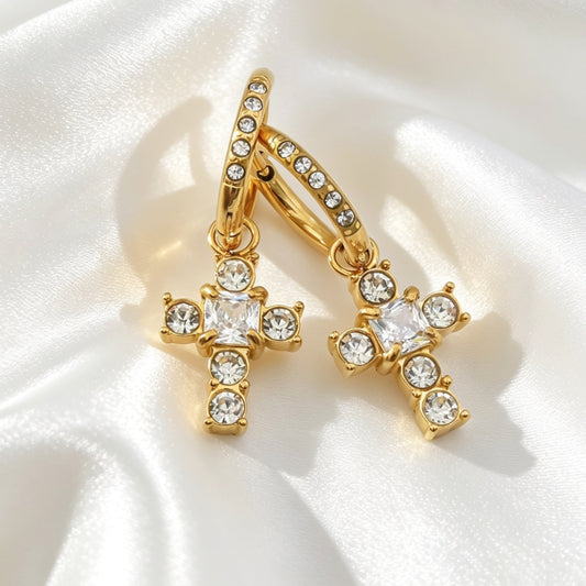 Kruis Oorbellen Met Strass – Evy