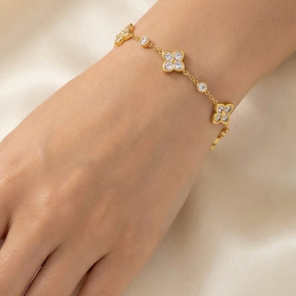 Bloemetjes Armband Met Strass – Deem