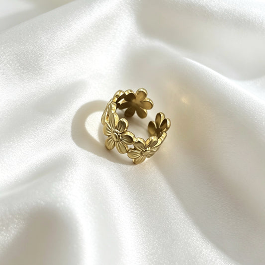Ear Cuff Met Bloemetjes – Bloom