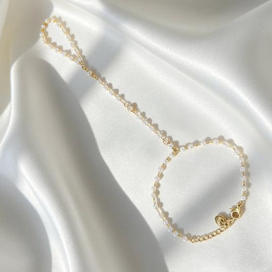 Hand Chain Met Parel - Livia