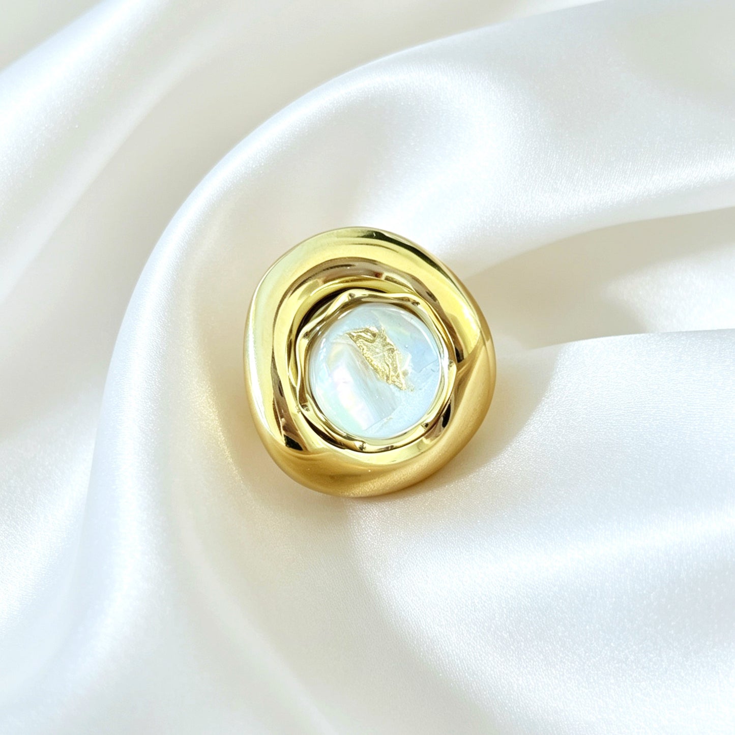 Statement Ring - Macy