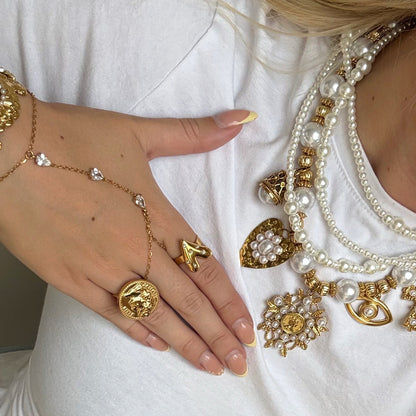 Hand Chain Met Steentjes - Lotte