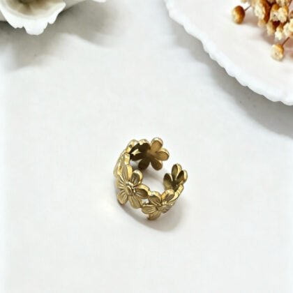 Ear Cuff Met Bloemetjes - Bloom